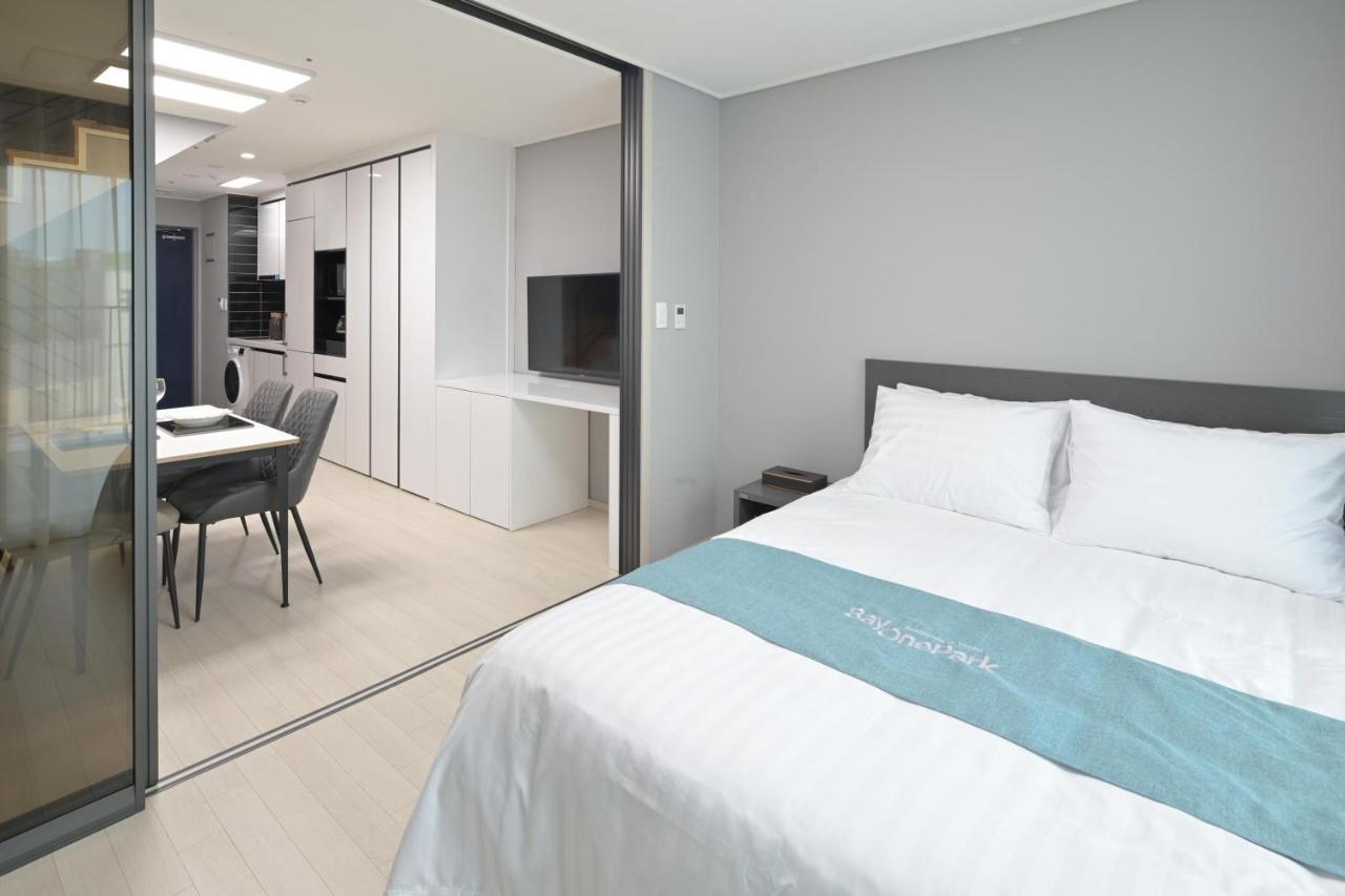 Bayone Park Apartment Yeosu Exterior foto