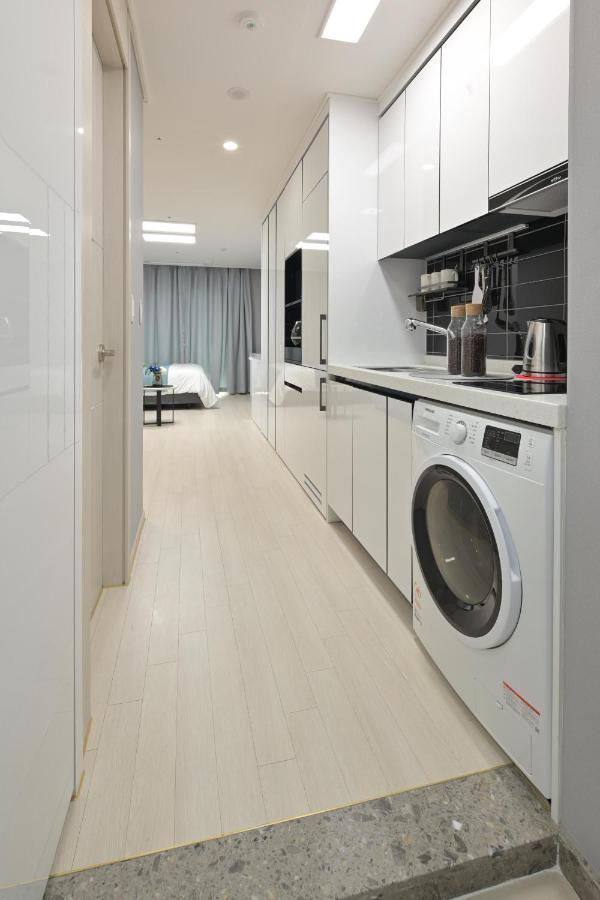 Bayone Park Apartment Yeosu Exterior foto