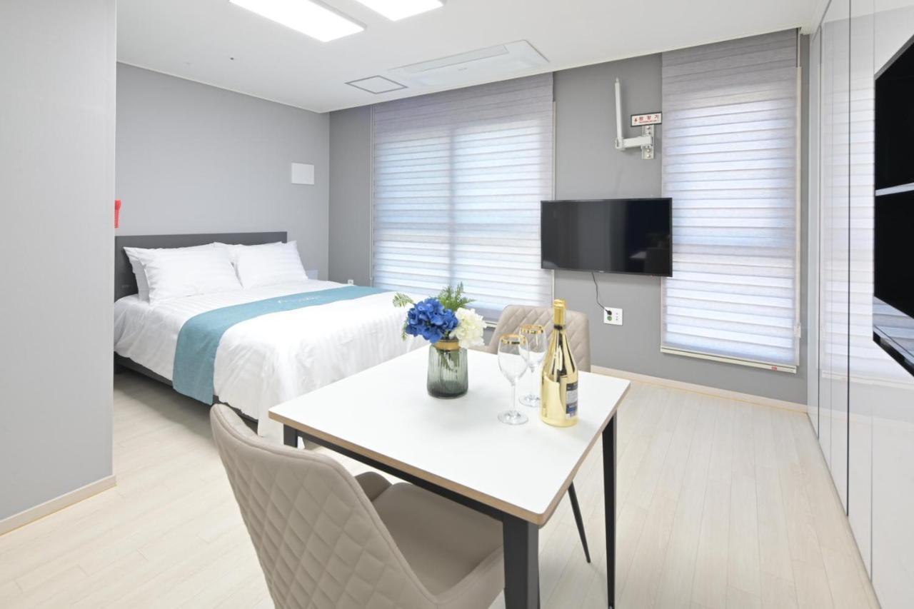 Bayone Park Apartment Yeosu Exterior foto